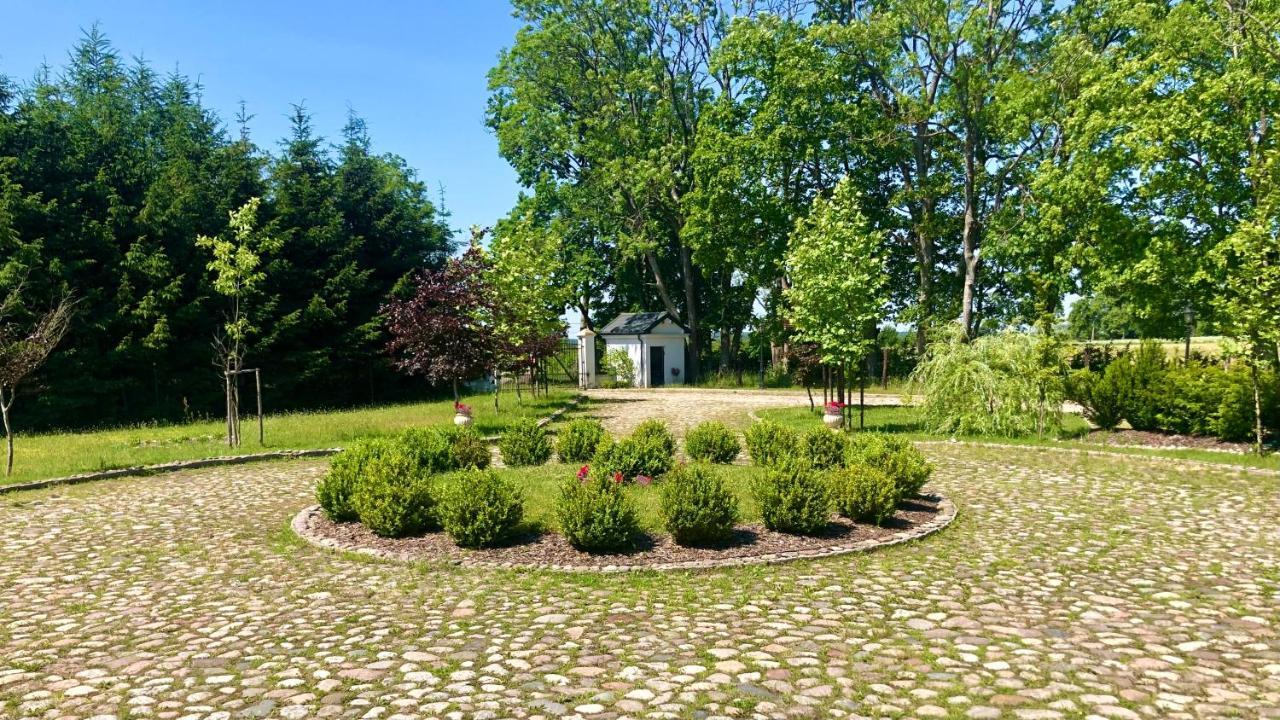 Kantonia Bobolice  Exteriér fotografie